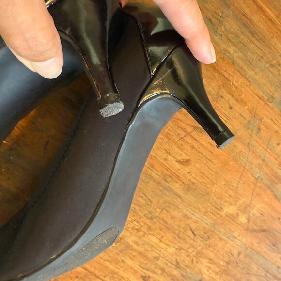 Dana Buchman Marant Black Kitten Heel Pump SZ 7 Stretch Sock Fabric Patent - Picture 11 of 11